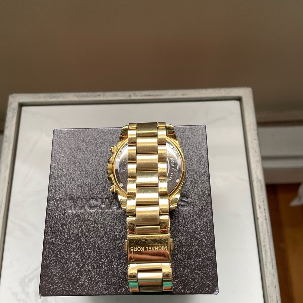 Michael Kors Watch - Picture 3 of 3